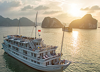 Paradise Luxury Cruise