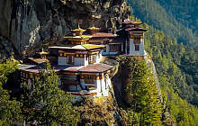 Ganges Cruise & Bhutan