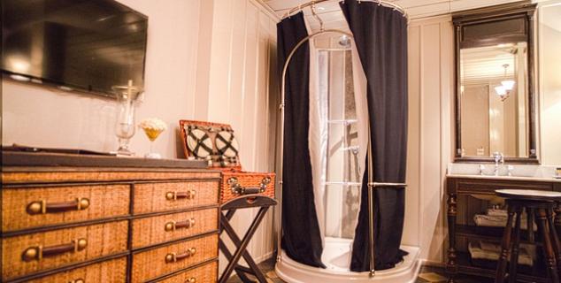 Bathroom in Deluxe Garden Room