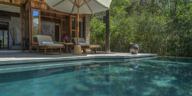 Beachfront Pool Villa