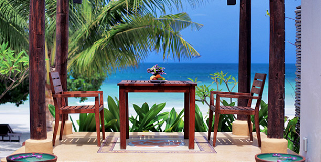 Beachfront Pool Villa