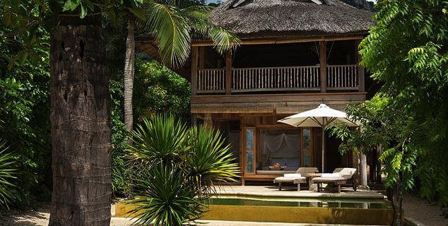 Beachfront Pool Villa