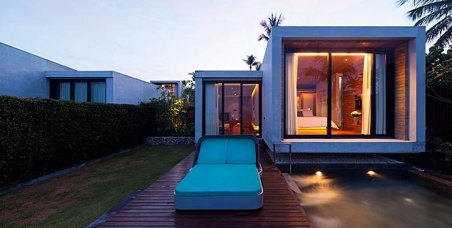 Beachfront Suite Pool Villa