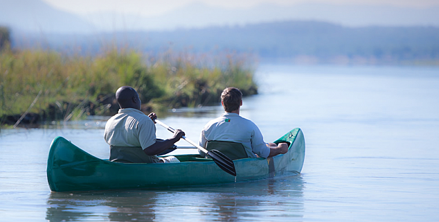 Canoe on Lower Zambezi