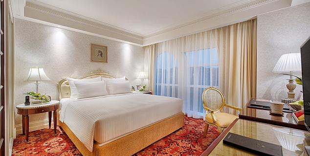 Canvas City View Room