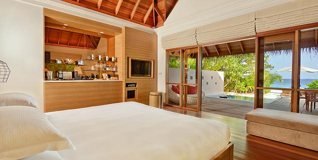 Deluxe Beach Bungalow with Pool