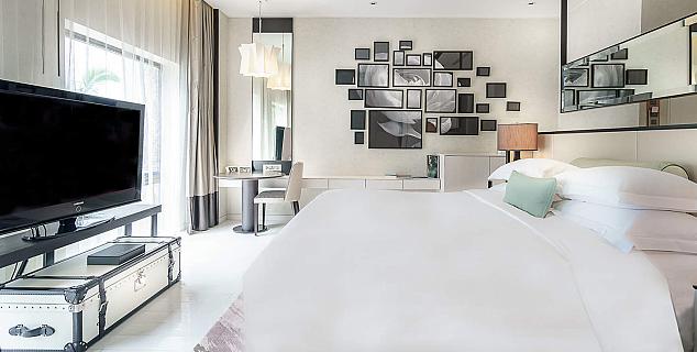 Gabrielle & Camillia