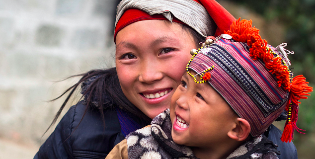 Hmong lady & child