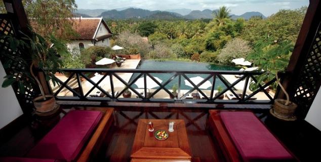 Mountain Pool View Room