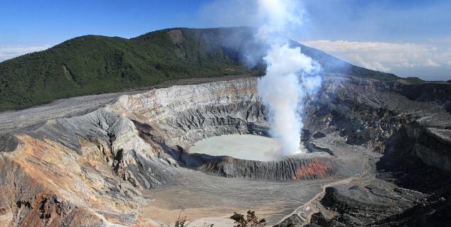 Poás Volcano