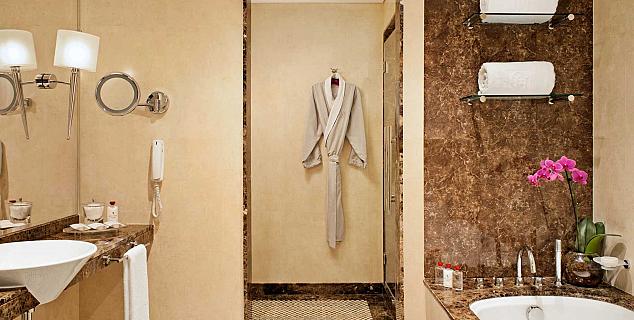 Premier Junior Suite