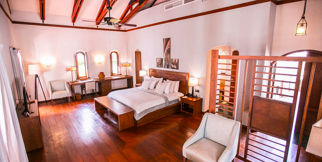 Provost Junior Suite