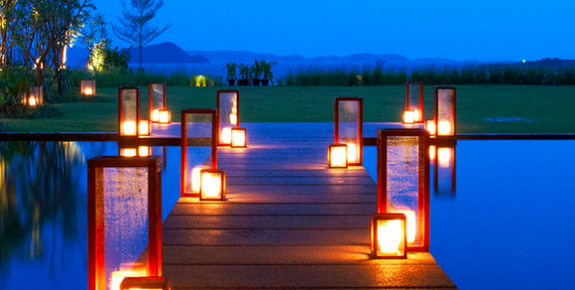 Romantic Seafood Dining