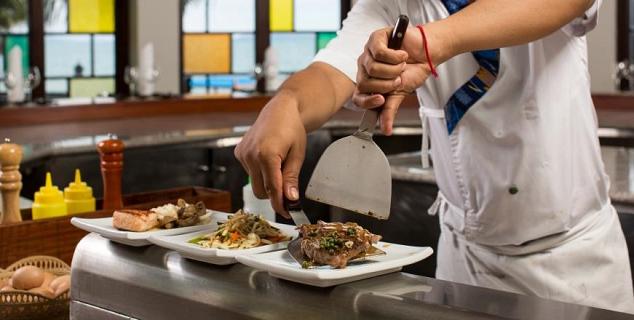 Teppenyaki at the Deck